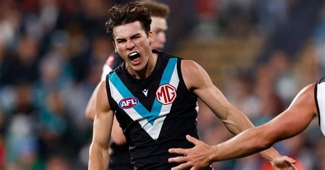 Coaches' votes, R24: Pies star charges past rested Heeney to .